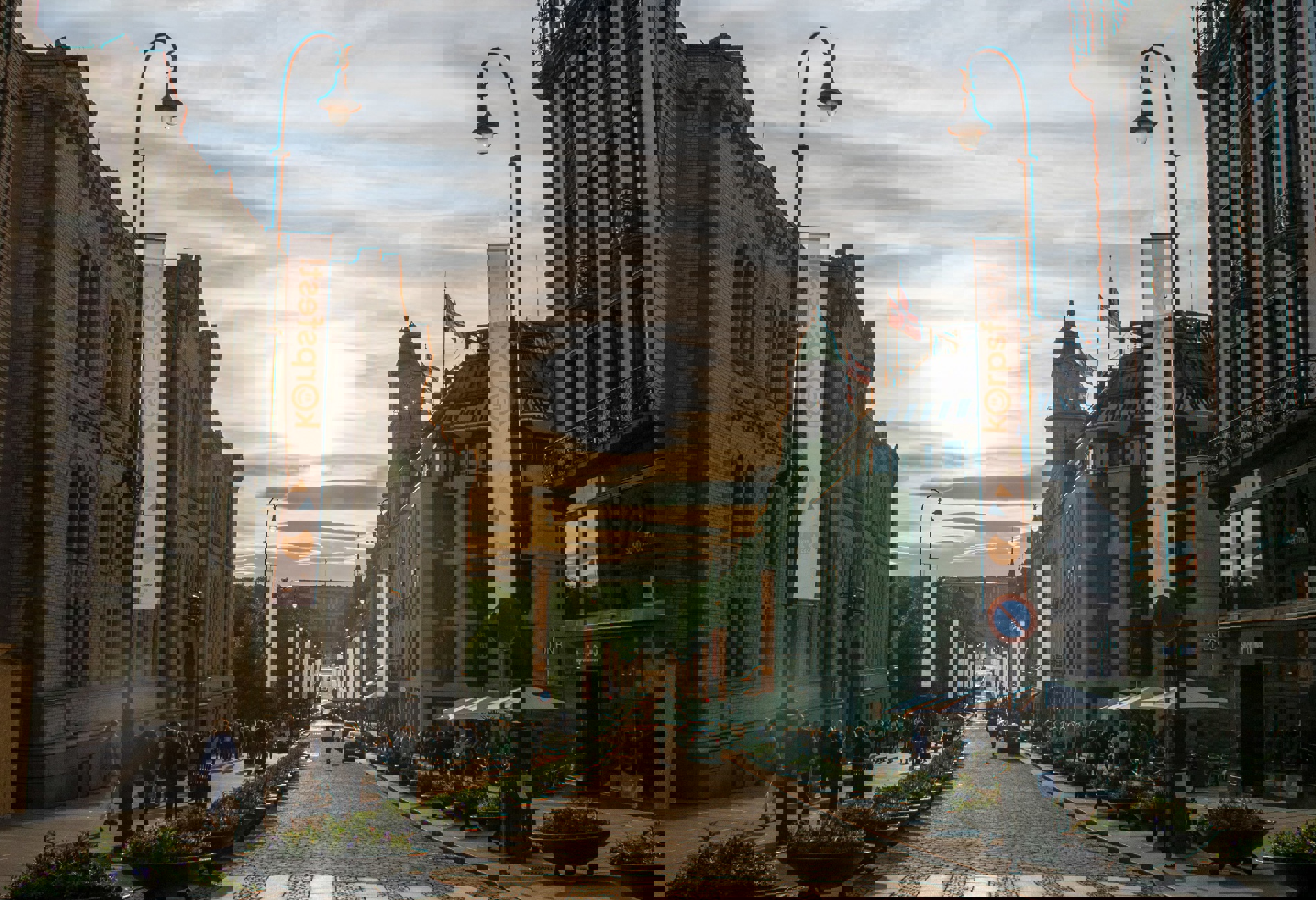 Karl Johansgate med slottet i horisonten.