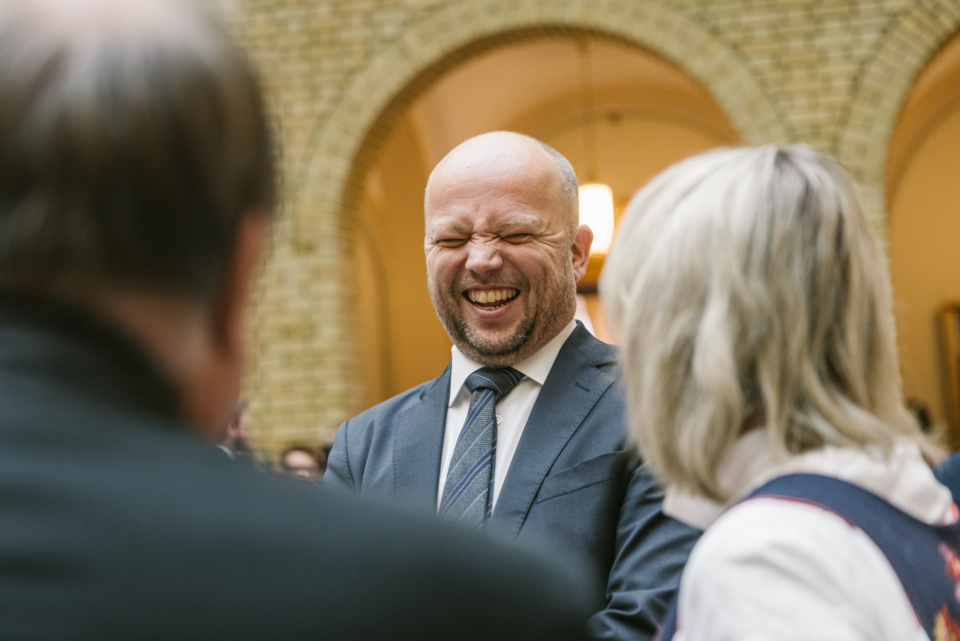 Vedum gliser i vandrehallen.