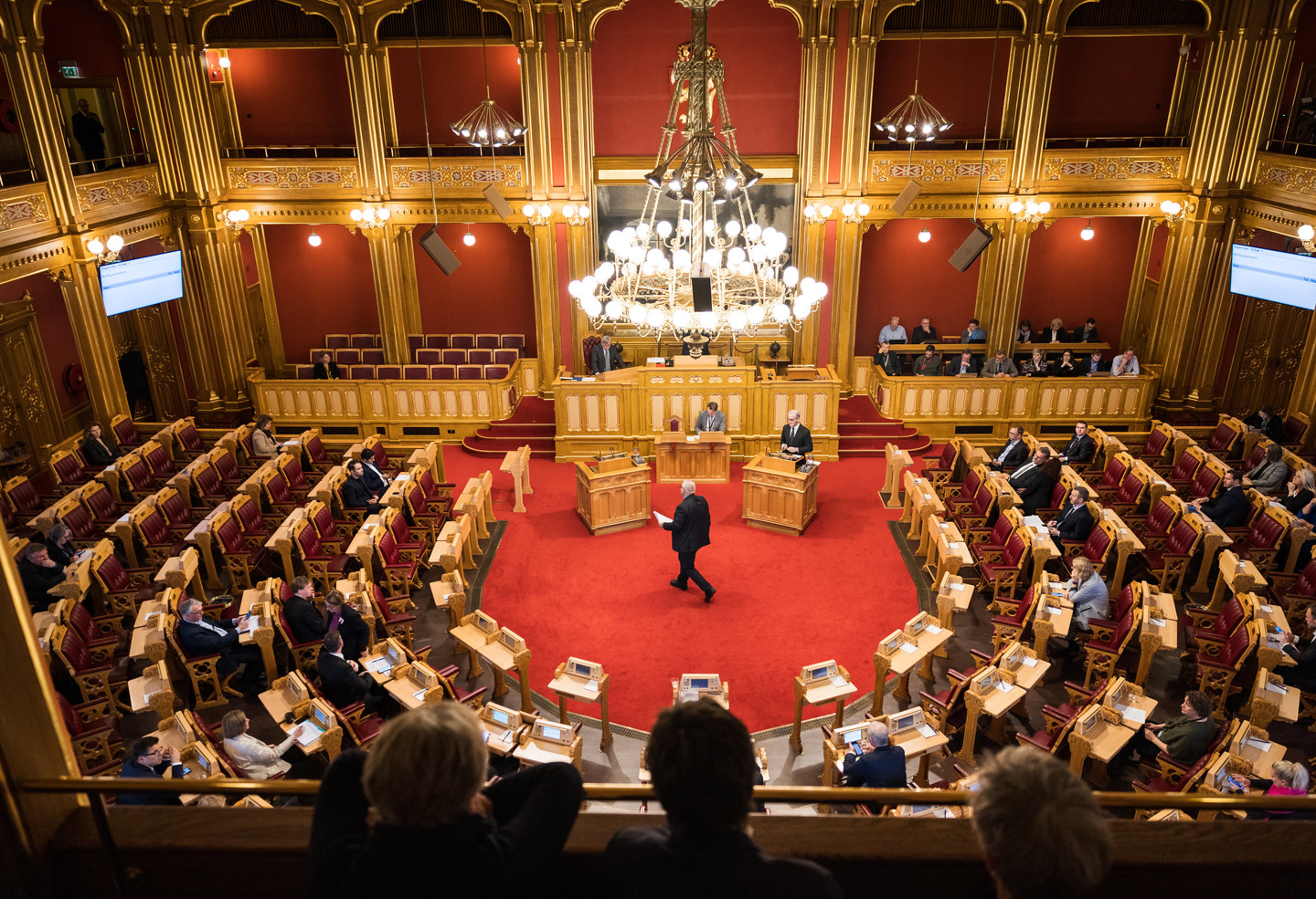 Debatt i stortingssalen sett fra publikumsgalleriet.